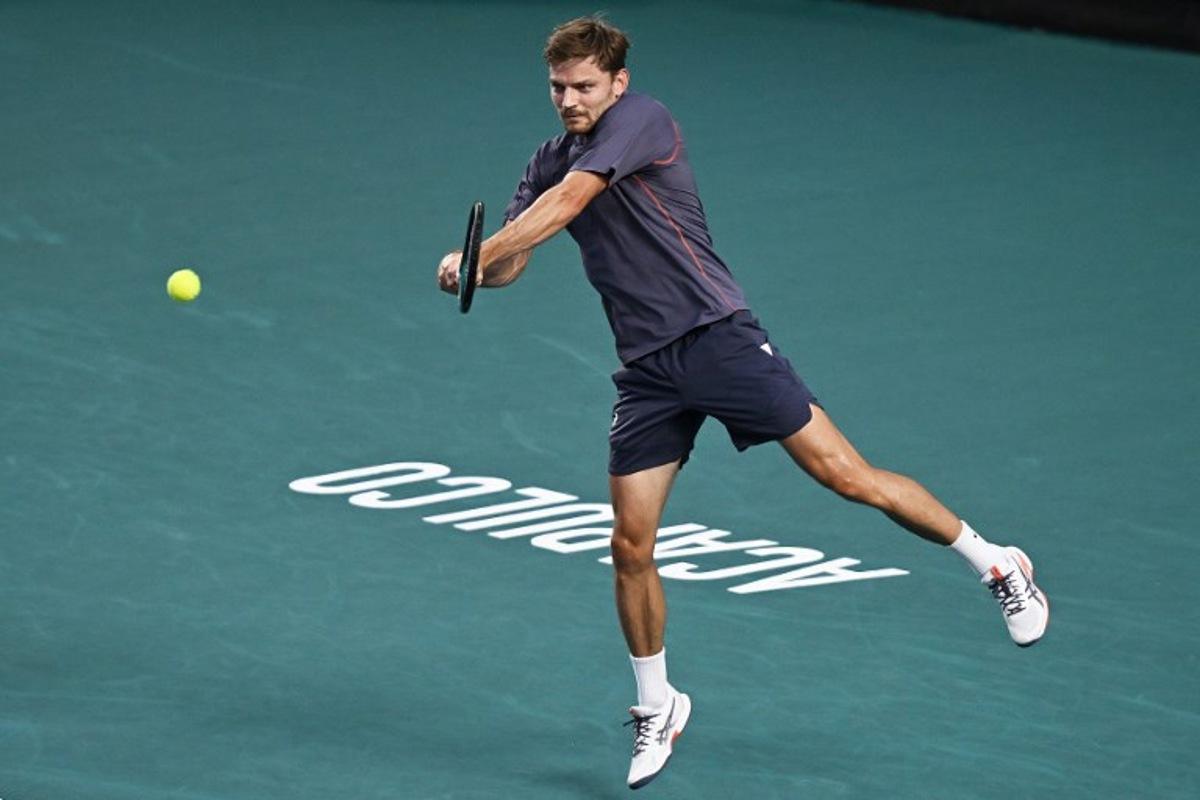 Belgium's David Goffin returns the ball to USA's Brandon Nakashima during their 2025 Mexico ATP Open 500 men´s singles tennis match at the Arena GNP Seguros in Acapulco, Guerrero State, Mexico on February 27, 2025. CARL DE SOUZA / AFP