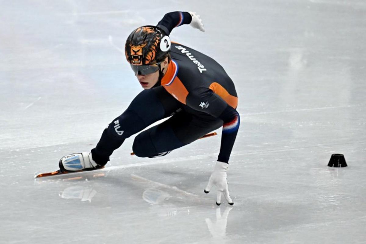 Netherlands' Jens van 't Wout competes in the short track speed skating men's 1500m semi-final during the Milano Cortina 2026 Winter Olympic Games at Milano Ice Skating Arena in Milan on February 14, 2026. Gabriel BOUYS / AFP