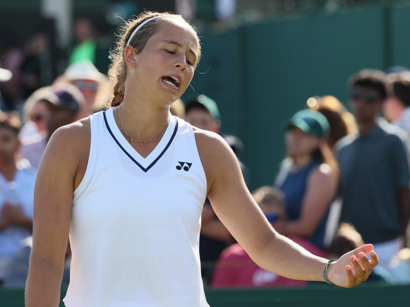 Belgian Hanne Vandewinkel reacts during a first roung game between Belgian Vandewinkel (WTA 103) and US' Liu (WTA 146) in the Ladies' singles at Wimbledon grand slam tennis tournament in London, Britain, Monday 29 June 2026. BELGA PHOTO BENOIT DOPPAGNE