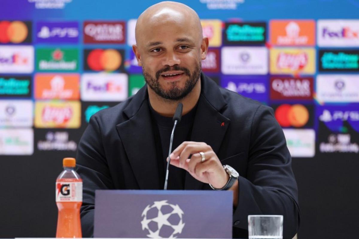 Bayern Munich's Belgian coach Vincent Kompany gives a press conference on the eve of the UEFA Champions League quarter final first leg football match against Real Madrid CF, at Santiago Bernabeu Stadium in Madrid, on April 6, 2026. Thomas COEX / AFP