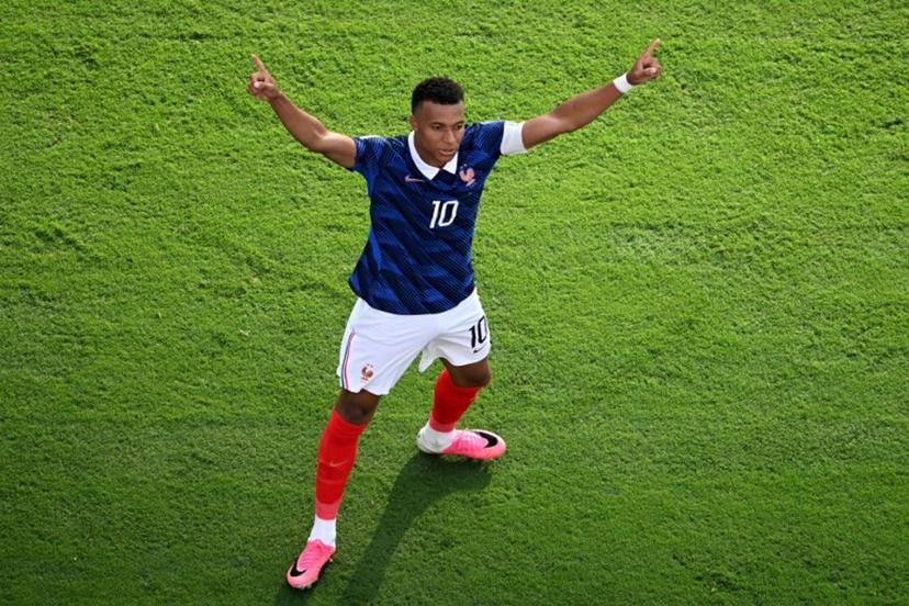 France's forward #10 Kylian Mbappe celebrates scoring his team's third goal during the 2026 World Cup round of 32 football match between France and Sweden at the New York/New Jersey Stadium in East Rutherford on June 30, 2026. MAURO PIMENTEL / AFP