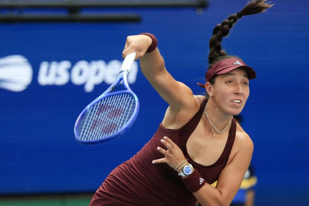 USA's Jessica Pegula serves to Canada's Leylah Fernandez during their women's singles third round tennis match on day six of the US Open tennis tournament at the USTA Billie Jean King National Tennis Center in New York City on September 4, 2026. TIMOTHY A. CLARY / AFP