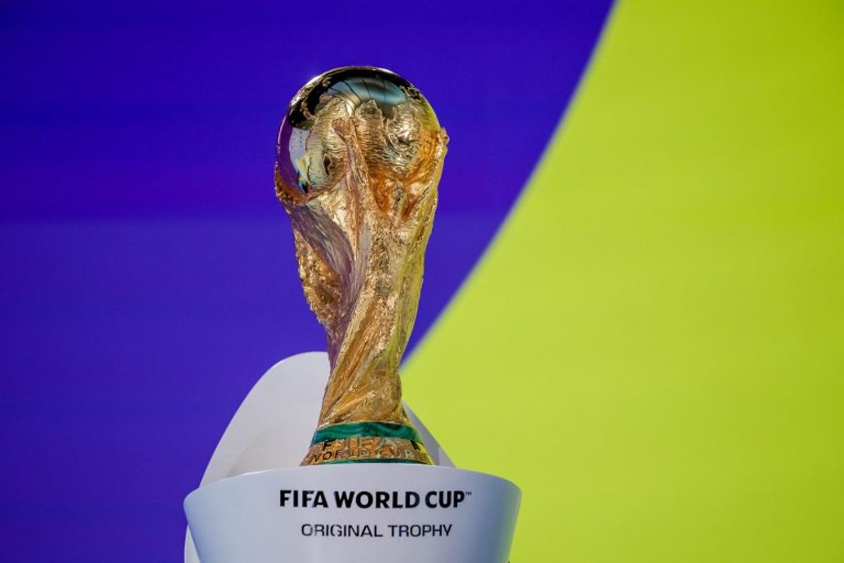 This photograph shows the FIFA World Cup trophy ahead of the 2026 FIFA World Cup and European Play-Off draw and Play-Off Tournament draw at the FIFA's Home of Football in Zurich on November 20, 2025. Fabrice COFFRINI / AFP