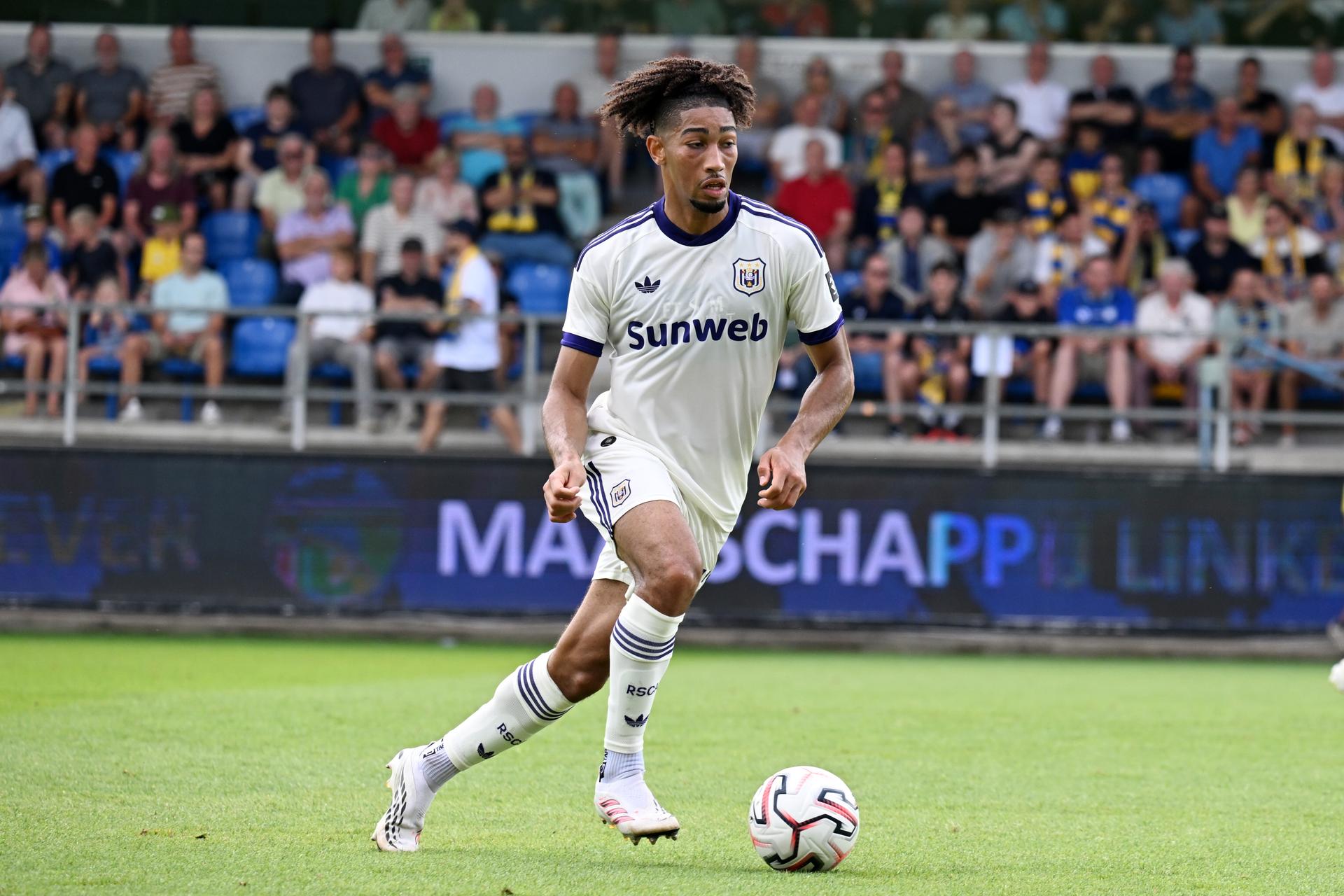 Anderlecht's Nathan Saliba pictured in action during a soccer match between SK Beveren and Royal Sporting Club Anderlecht, Sunday 16 August 2026 in Beveren, on day 2 of the 2026-2027 'Jupiler Pro League' first division of the Belgian championship. BELGA PHOTO MAARTEN STRAETEMANS