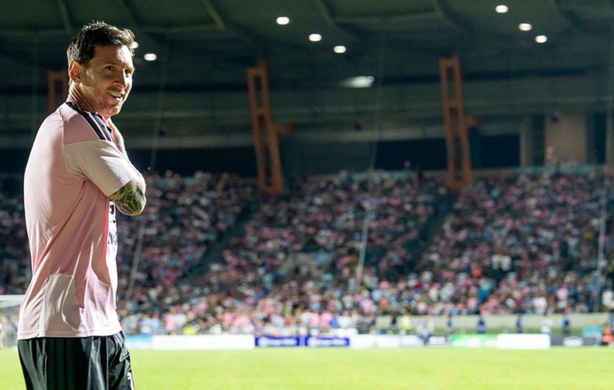 Inter Miami's Argentine forward #10 Lionel Messi looks on during a friendly football match between Inter Miami CF and Independiente del Valle at Estadio Juan Ramon Loubriel in Bayamon, Puerto Rico, on February 26, 2026. Jaydee Lee SERRANO / AFP