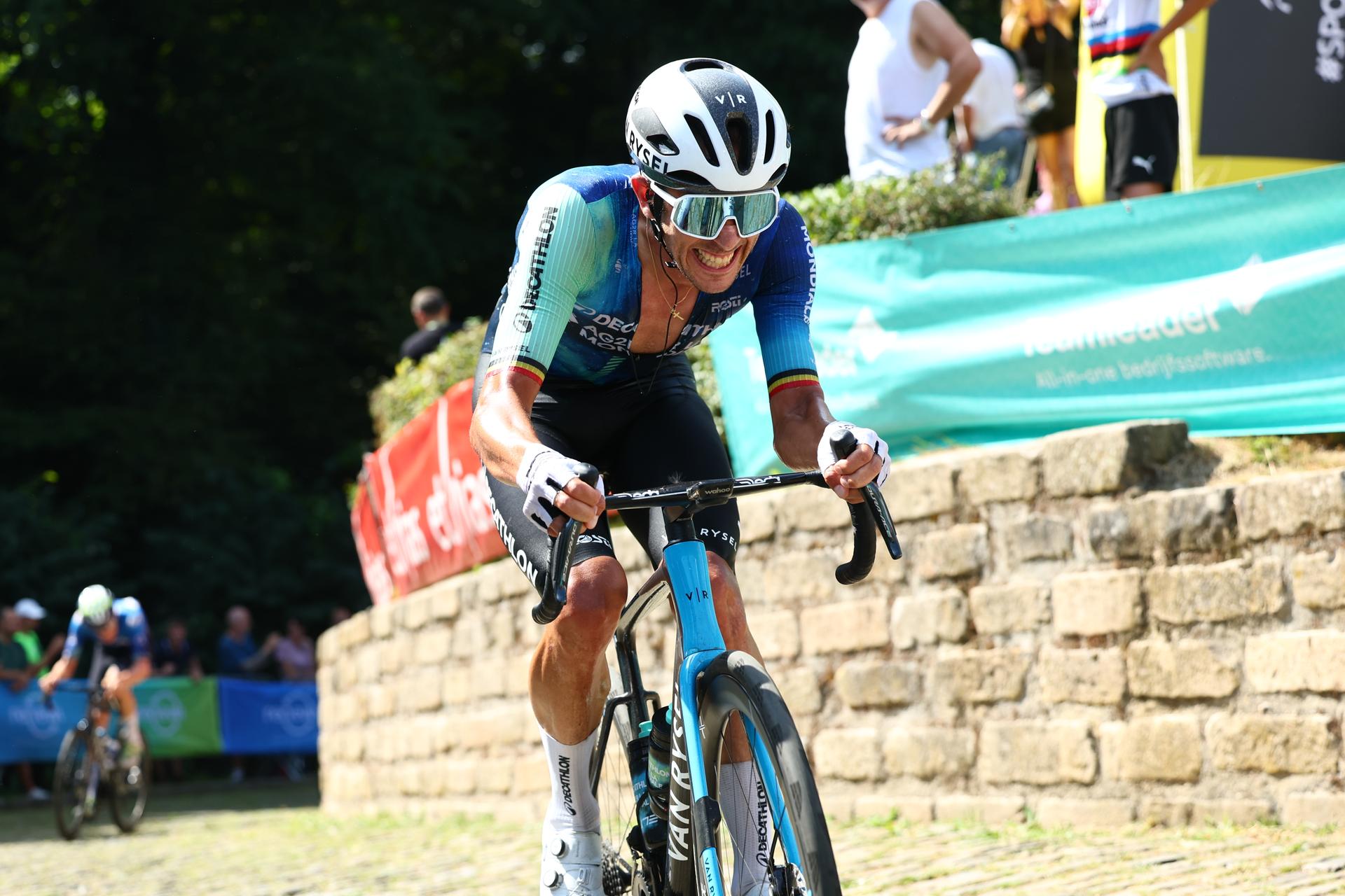 Belgian Dries De Bondt of Decathlon Ag2r La Mondiale Team pictured in action during the fifth and last stage of the 'Renewi Tour' multi-stage cycling race, from Menen to Geraardsbergen (202,5 km) on Sunday 01 September 2024. The five-day race takes place in Belgium and the Netherlands. BELGA PHOTO DAVID PINTENS