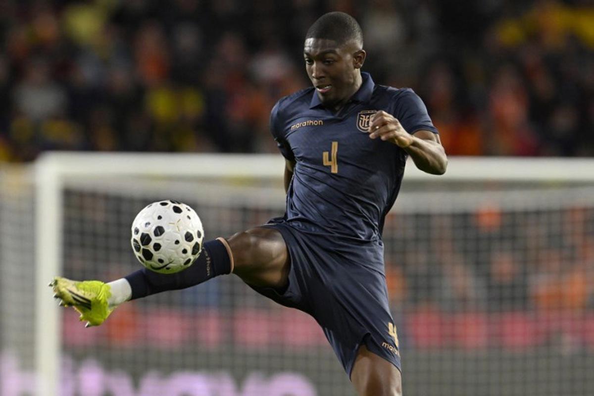 Ecuador's Defender #04 Joel Ordonez controls the ball during the friendly international football match between the Netherlands and Ecuador at the PSV Stadium in Eindhoven on March 31, 2026. JOHN THYS / AFP