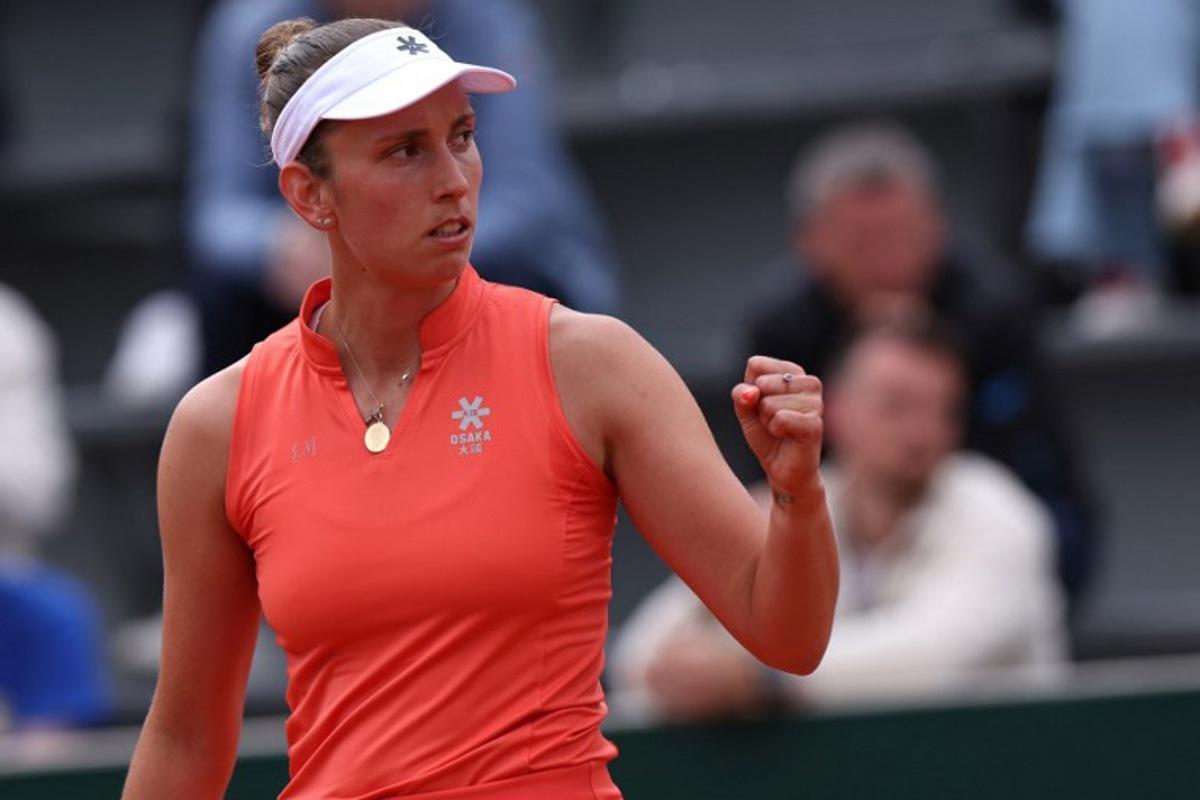 Belgium's Elise Mertens reacts after a point during her women's singles match against France's Lois Boisson on day 3 of the French Open tennis tournament at the Roland-Garros Complex in Paris on May 27, 2025. Alain JOCARD / AFP